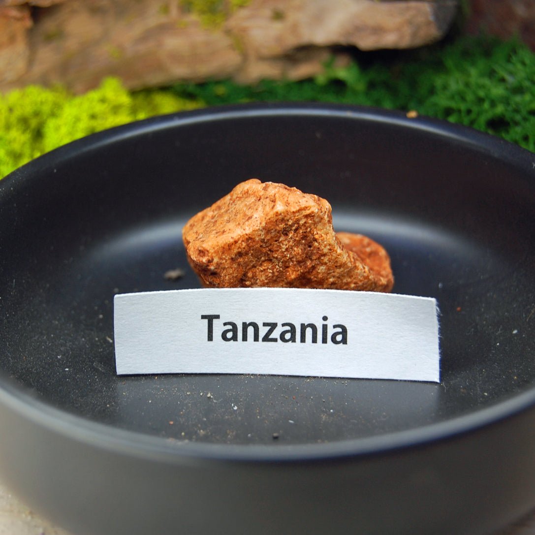 TANZANIA Beach Sand Wedding Rings - How Earthy Materials Like Sand, Dirt and Rocks Can Symbolize Your Unique Love Story - Minter and Richter Designs