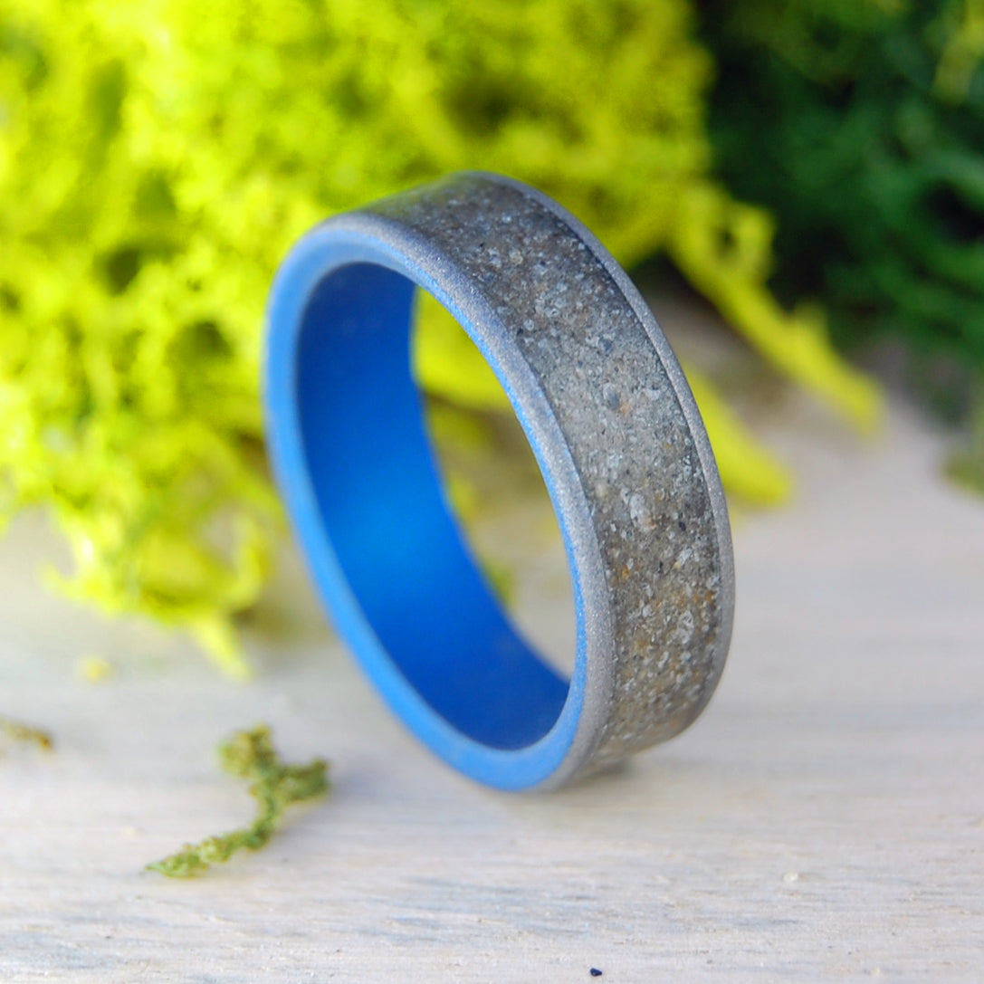 ALL THE BEACHES | Beach Sand  - Titanium Wedding Ring