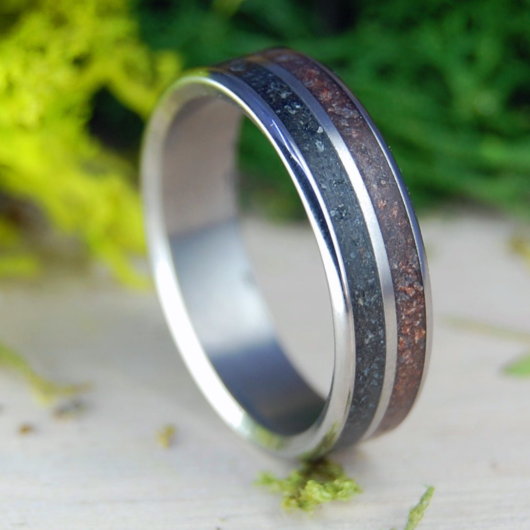 American Earth | Men's Oklahoma Dirt, Kentucky Coal & Titanium Wedding Ring - Minter and Richter Designs