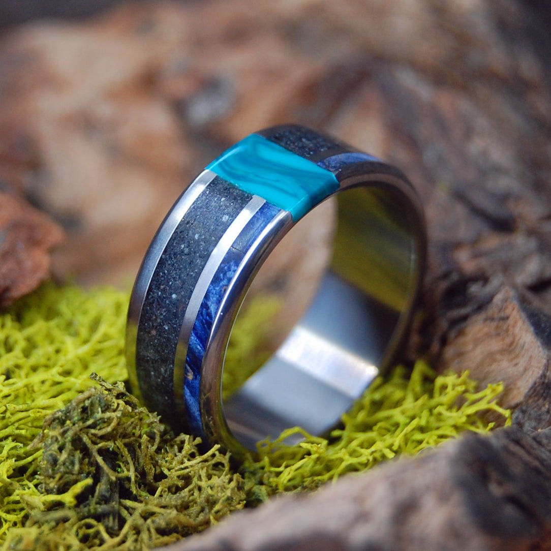 Aurora Over Iceland | Men's Blue Box Elder Wood, Icelandic Sand & Titanium Wedding Ring - Minter and Richter Designs