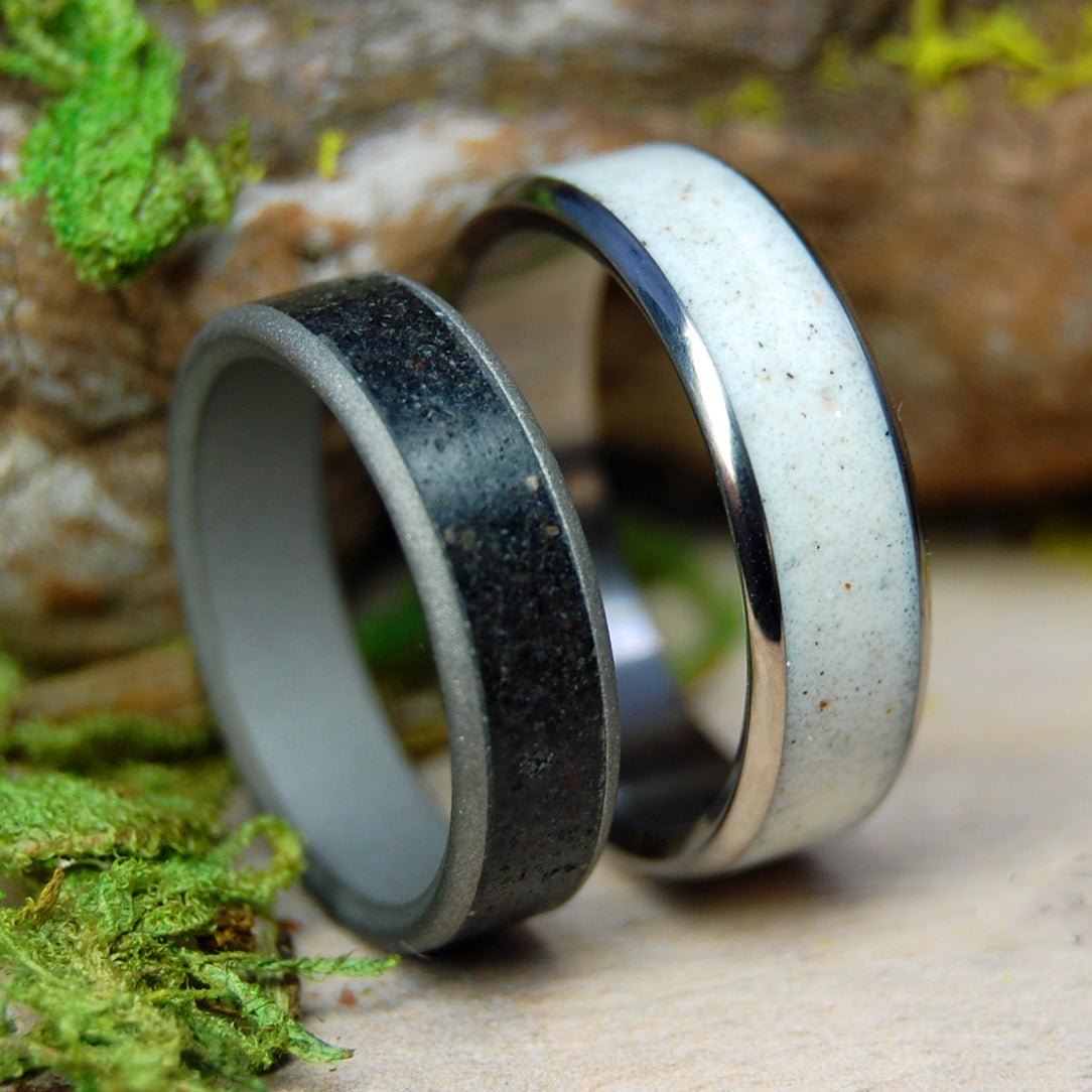 Black & White Beaches | Black & White Beach Sand - Unique Wedding Ring Ring - Minter and Richter Designs