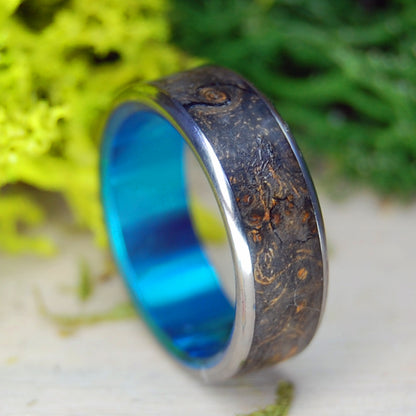 BLACK WOOD FOREST | Black Box Elder Wood & Titanium - Wooden Wedding Rings