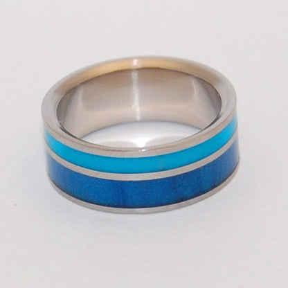 Blue Lagoon | Men's Blue Aqua Resin & Titanium Wedding Ring - Minter and Richter Designs