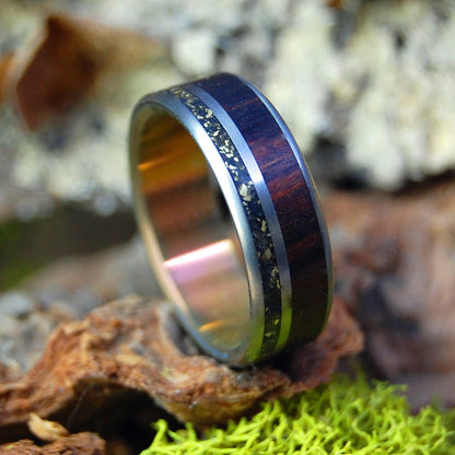 Boston T - Ride To Iceland | Men's Black Beach Sand, Desert Ironwood & Titanium Wedding Ring - Minter and Richter Designs