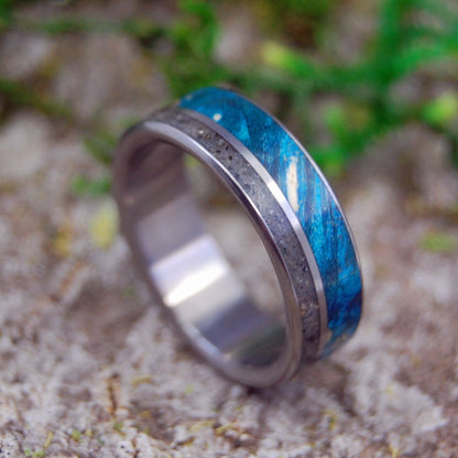 Coast Of Cali | Men's Beach Sand, Wood & Titanium Wedding Ring - Minter and Richter Designs