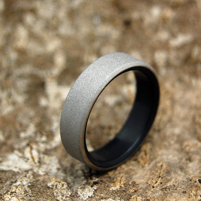 Conquer Kore | Men's Onyx Stone & Titanium Wedding Ring - Minter and Richter Designs