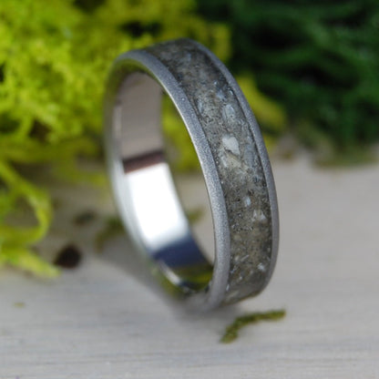 Costa Rica Manuel Antonio Beach | Men's Costa Rica Beach Sand & Titanium Wedding Ring - Minter and Richter Designs