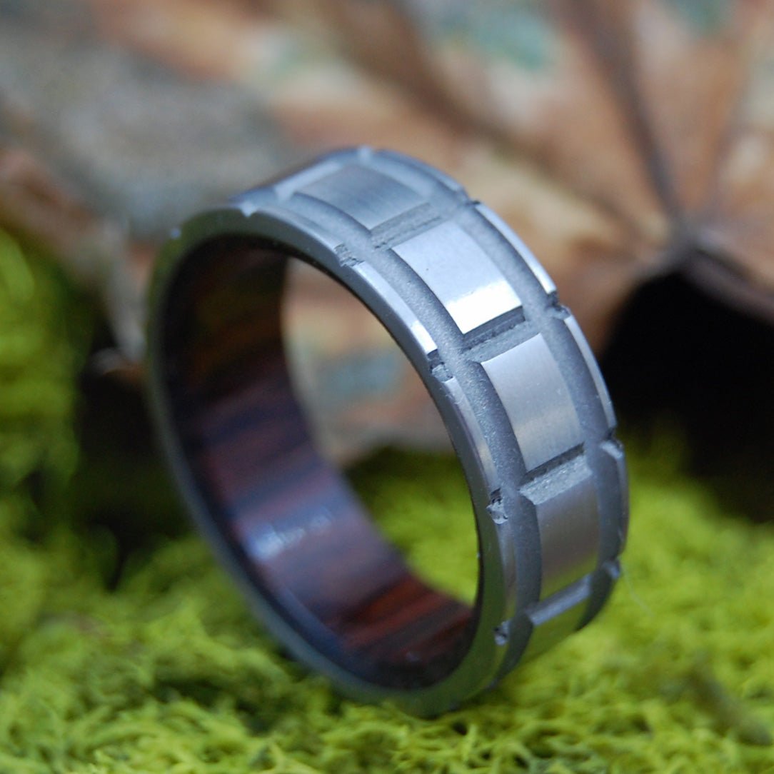 Crosscut Palm | Men's Palm Wood & Titanium Wedding Ring - Minter and Richter Designs