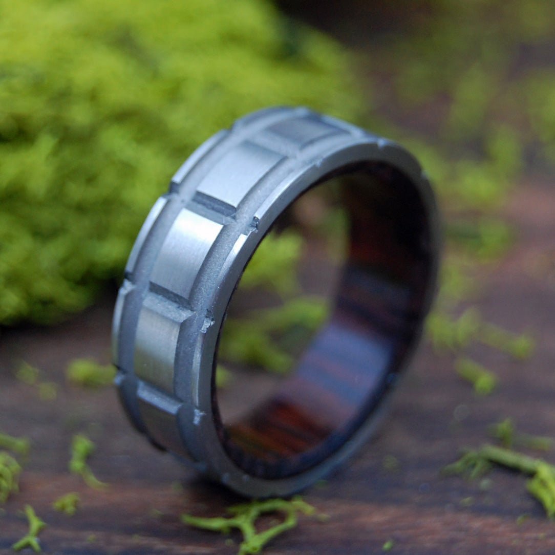 Crosscut Palm | Men's Palm Wood & Titanium Wedding Ring - Minter and Richter Designs