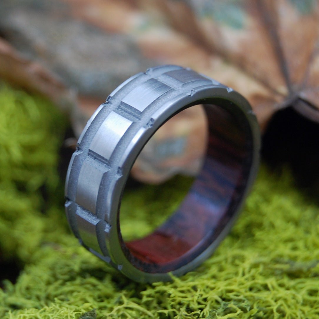 Crosscut Palm | Men's Palm Wood & Titanium Wedding Ring - Minter and Richter Designs