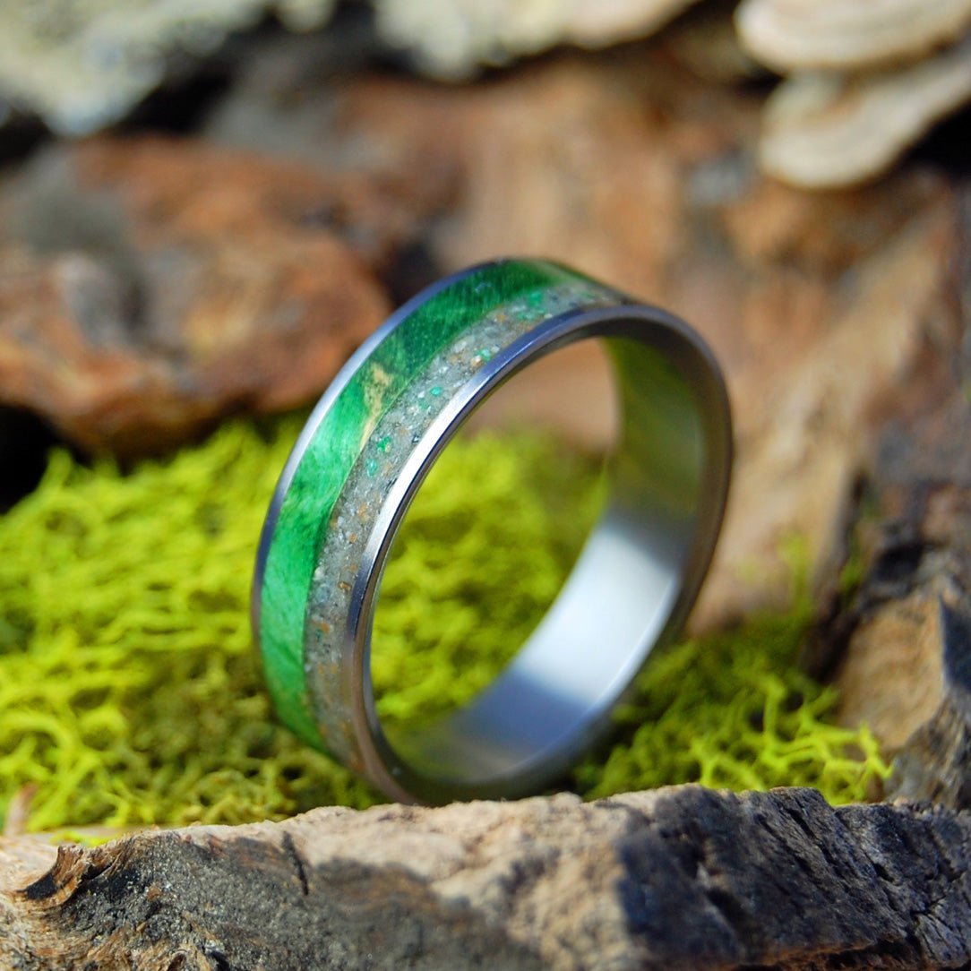 Crushed Emerald One The Beach | Men's Beach Sand, Crushed Emerald, & Green Box Elder Wood Wedding Ring - Minter and Richter Designs