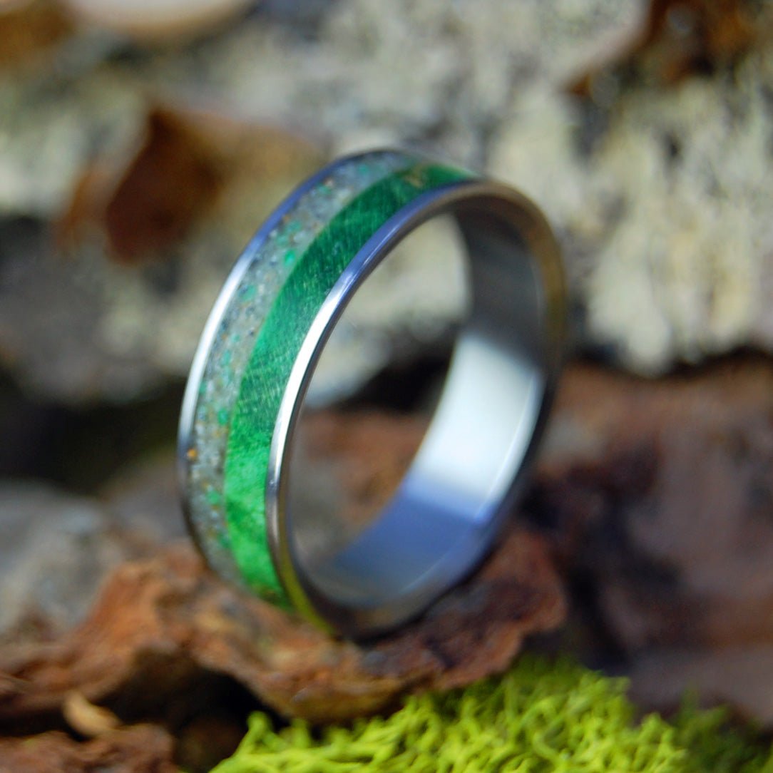 Crushed Emerald One The Beach | Men's Beach Sand, Crushed Emerald, & Green Box Elder Wood Wedding Ring - Minter and Richter Designs