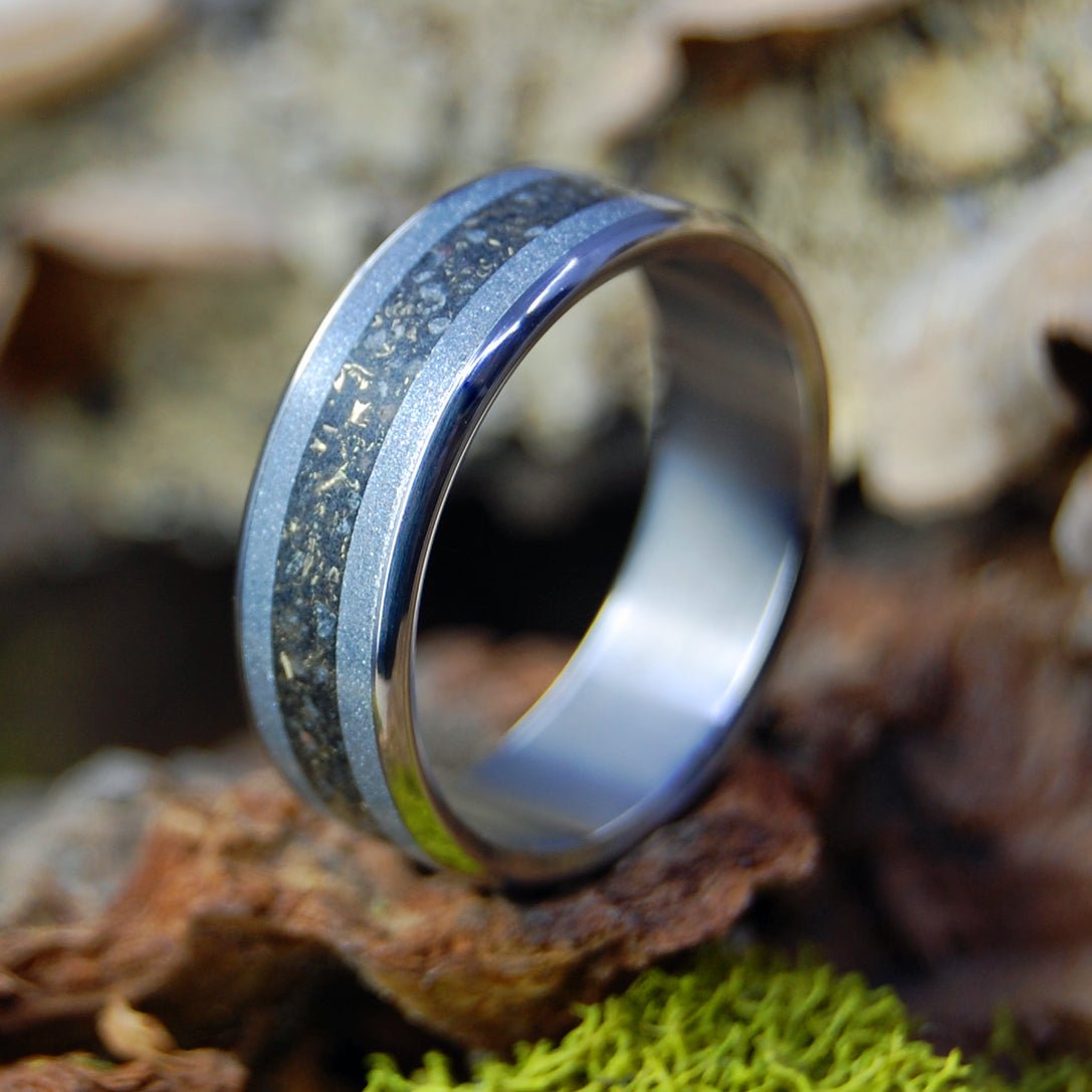 East Sussex England In Gold And Lava | Men's Crushed Gold, Beach Sand, Lava & Silver Wedding Ring - Minter and Richter Designs