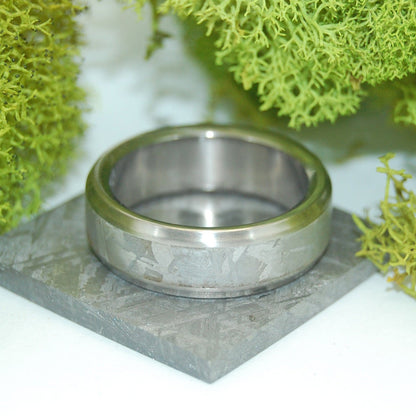 Falling Star | Men's Meteorite & Titanium Wedding Ring - Minter and Richter Designs