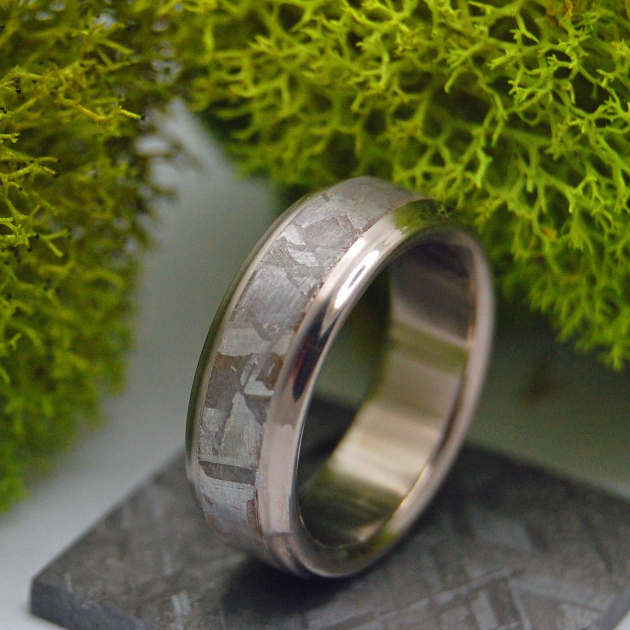 Falling Star | Men's Meteorite & Titanium Wedding Ring - Minter and Richter Designs