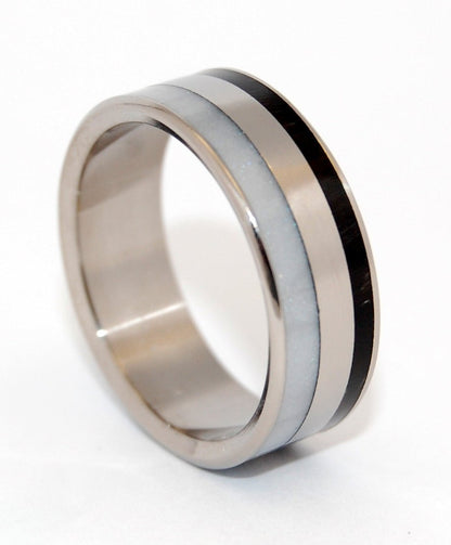 Fortress | Men's Onyx Stone, Gray Pearl, & Titanium Wedding Ring - Minter and Richter Designs