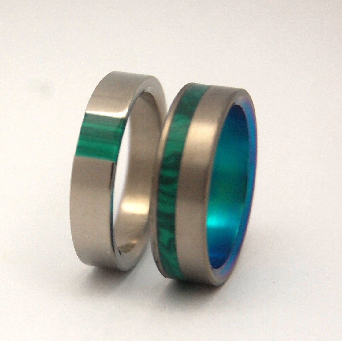 Green Nectar & Hummingbird | Malachite Stone & Titanium Wedding Ring Set - Minter and Richter Designs