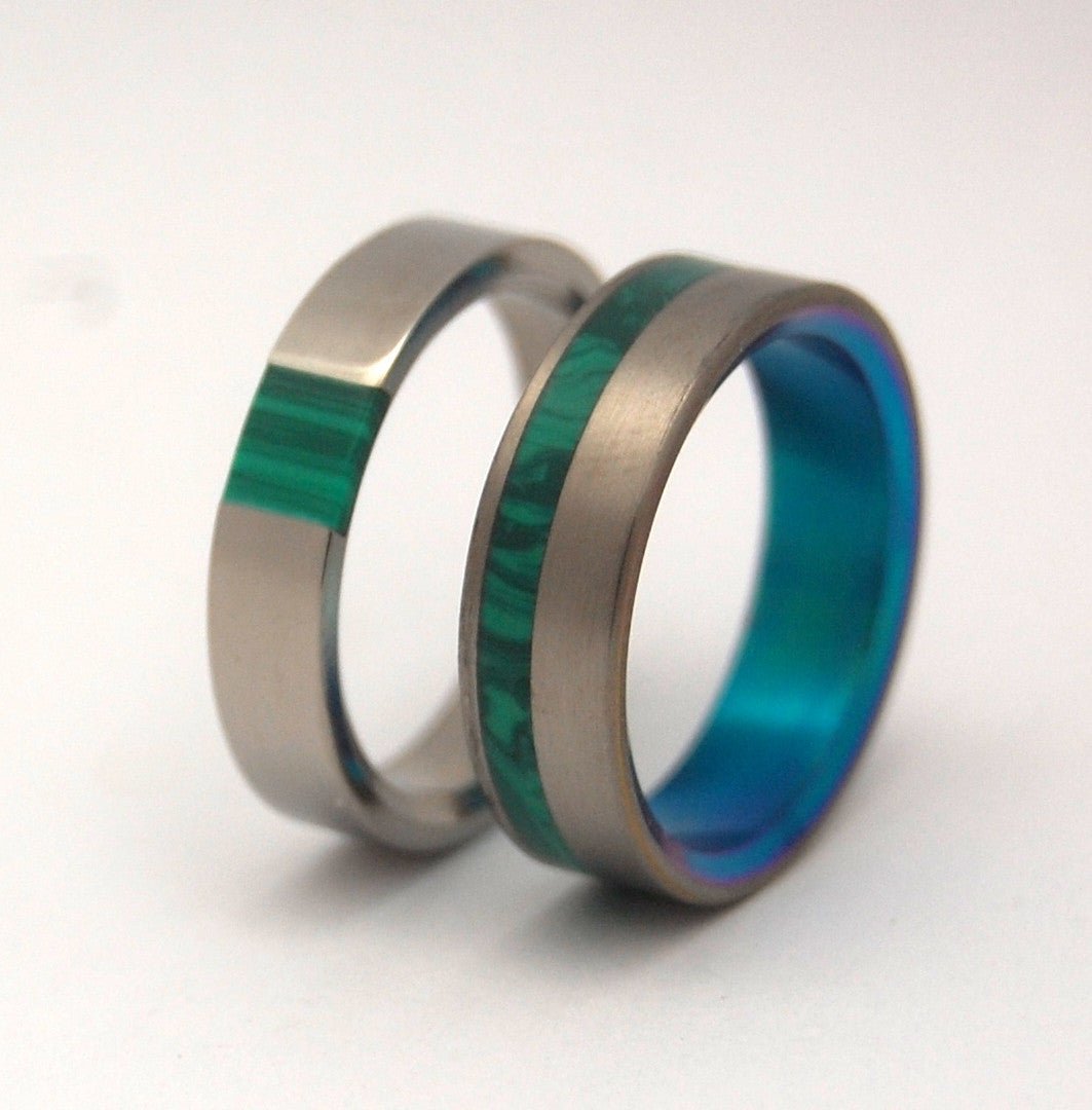 Green Nectar & Hummingbird | Malachite Stone & Titanium Wedding Ring Set - Minter and Richter Designs