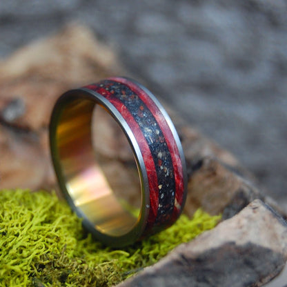 Heat Across The Land | Men's Wood, Beach Sand & Titanium Wedding Ring - Minter and Richter Designs