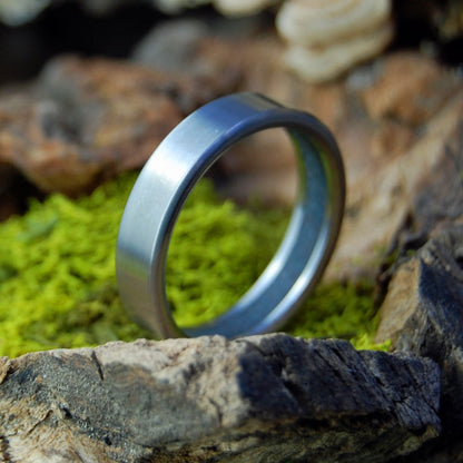 Humble Cohasset Ma | Men's Cohasset Beach Sand & Titanium Wedding Ring - Minter and Richter Designs