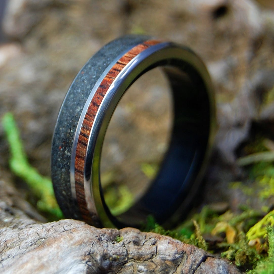 Icelandic Onyx Heart | Men's Onyx Stone, Beach Sand, Koa Wood & Titanium Wedding Ring - Minter and Richter Designs