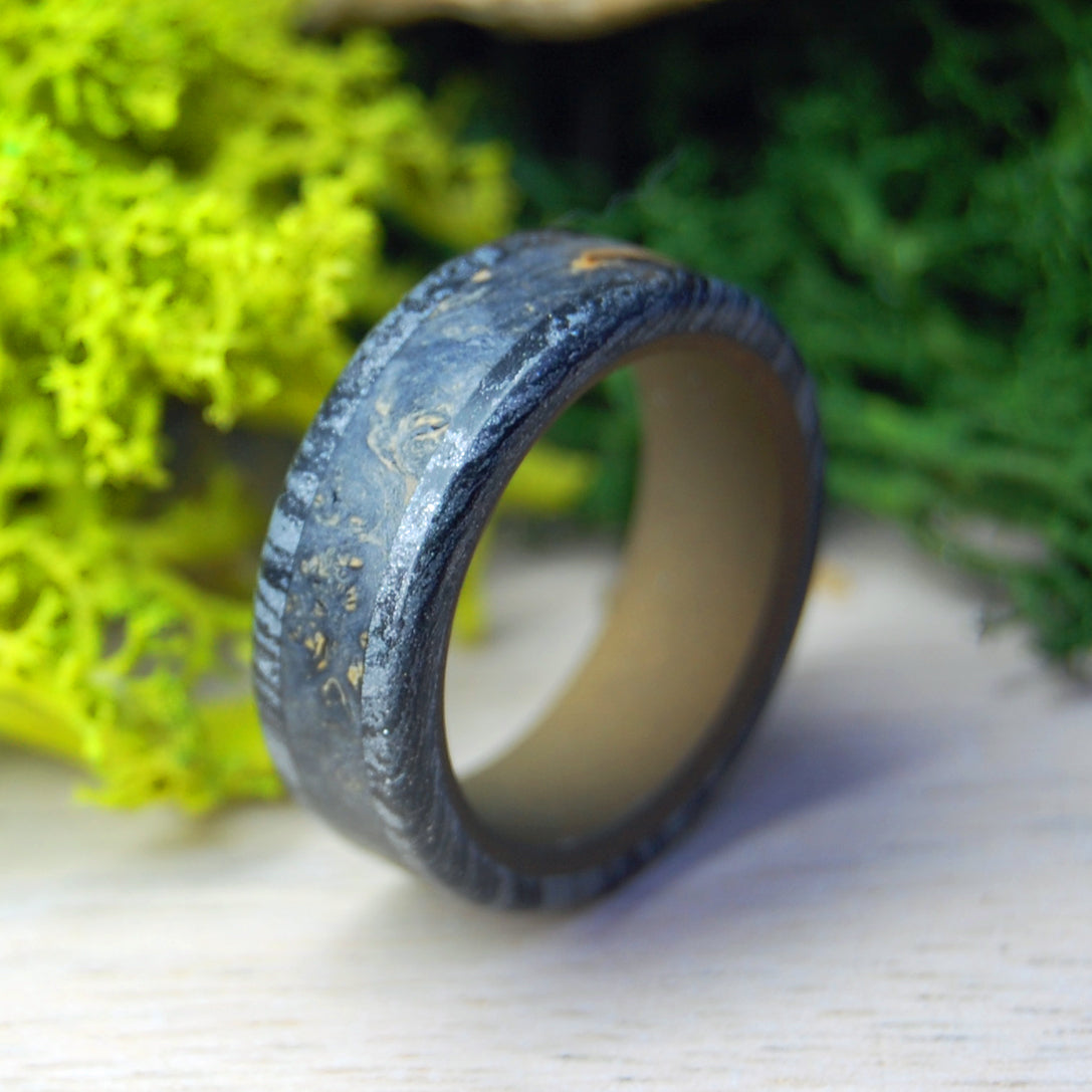 INTERWOVEN FATES | Black Box Elder Wood & Black M3 Titanium Wedding Ring - Minter and Richter Designs