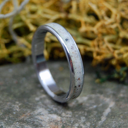 Joshua Tree Desert Sand | Men's Desert Sand & Titanium Wedding Ring - Minter and Richter Designs