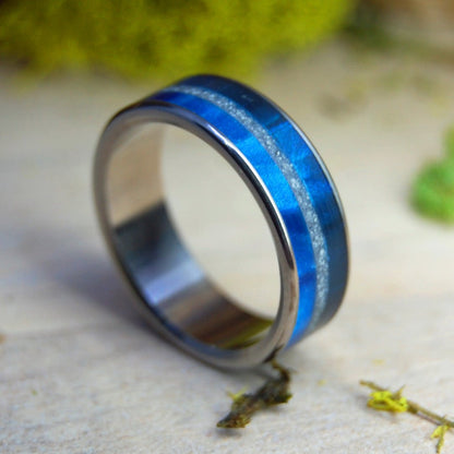 Moody Blue Aquamarine | Men's Beach Sand, Marbled Resin & Titanium Wedding Ring - Minter and Richter Designs