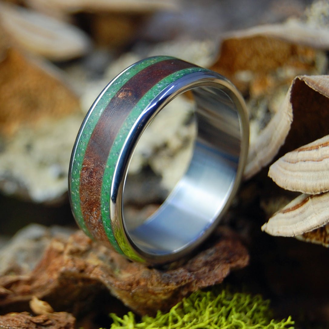 New England Echo | Men's Beach Sand, Red Oak & Titanium Wedding Ring - Minter and Richter Designs