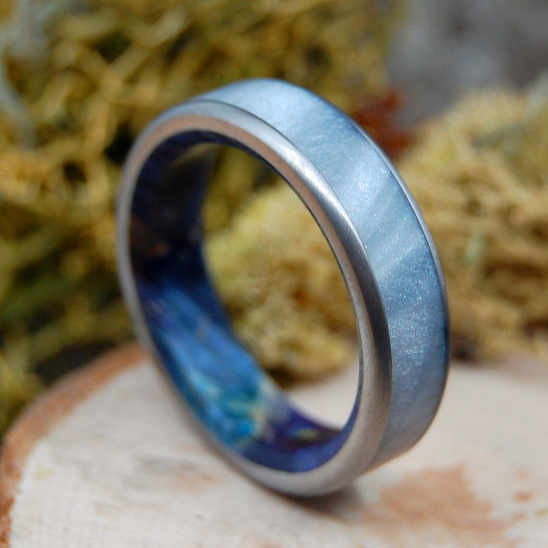 Oceania | Men's Gray Marbled Opalescent, Dark Blue Box Elder Wood & Titanium Wedding Ring - Minter and Richter Designs