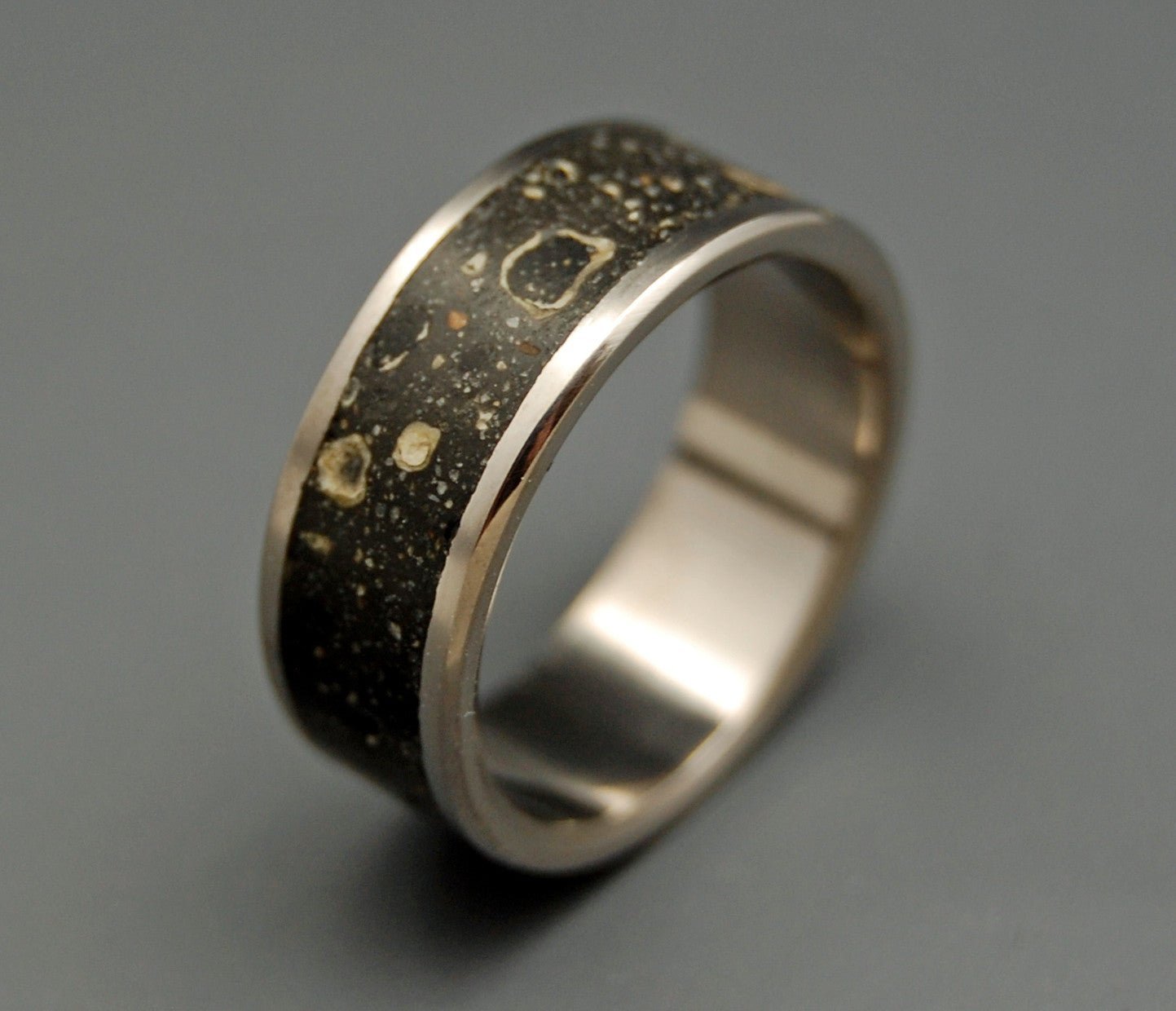 Ode To Iceland | Men's Icelandic Beach Sand, Lava & Titanium Wedding Ring - Minter and Richter Designs