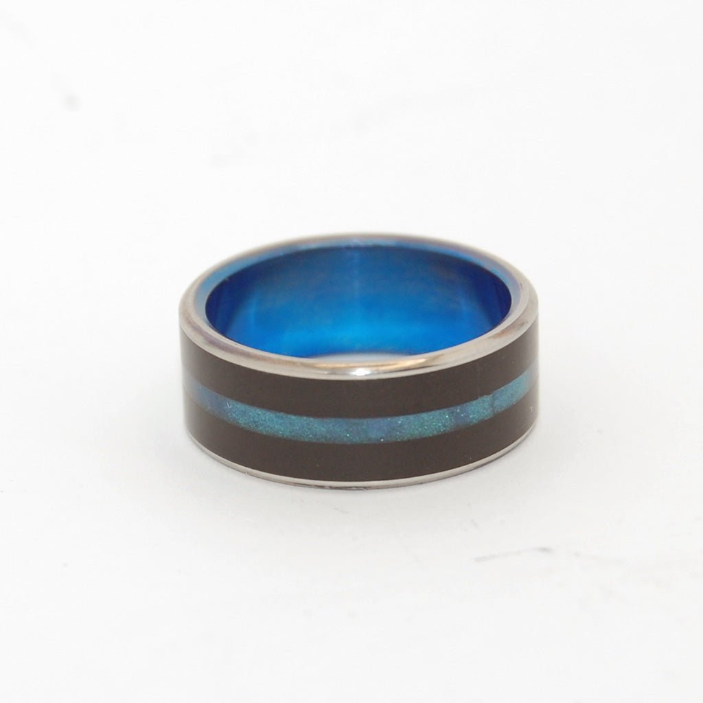 Onyx Stone Blue | Men's Onyx Stone, Opalescent Resin & Titanium Wedding Ring - Minter and Richter Designs