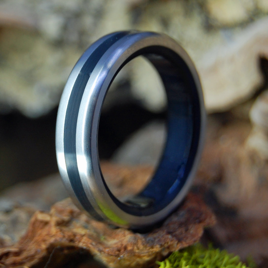 BLACK FAITH - Onyx Stone & Titanium Men's Wedding Rings - Minter and Richter Designs