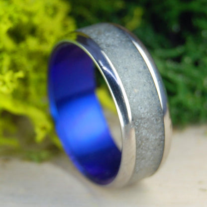 Orange Beach Alabama | Men's Beach Sand & Titanium Wedding Ring - Minter and Richter Designs