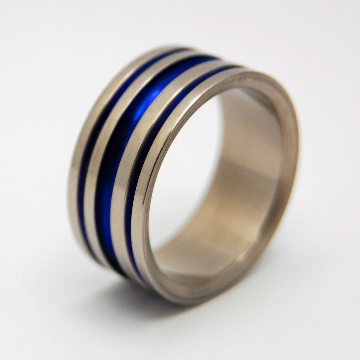 Perfect Groove | Men's Titanium Wedding Ring - Minter and Richter Designs