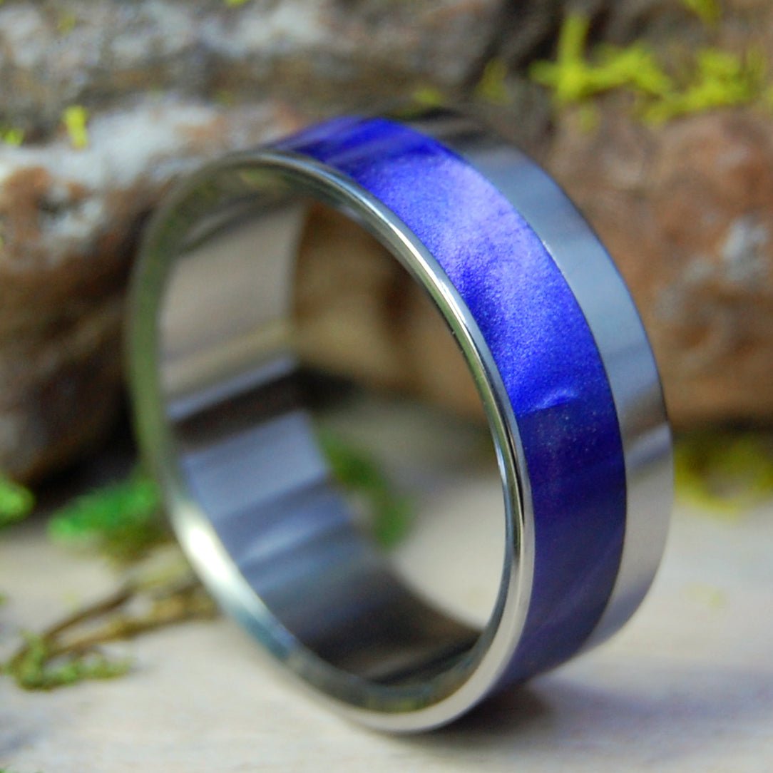 Purple Heart | Men's Purple Heart Wood, Purple Resin & Titanium Wedding Ring - Minter and Richter Designs