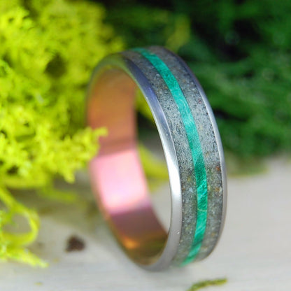 Rathlin Island Ireland | Men's Rathlin Island Beach Sand, Green Box Elder Wood & Titanium Wedding Ring - Minter and Richter Designs