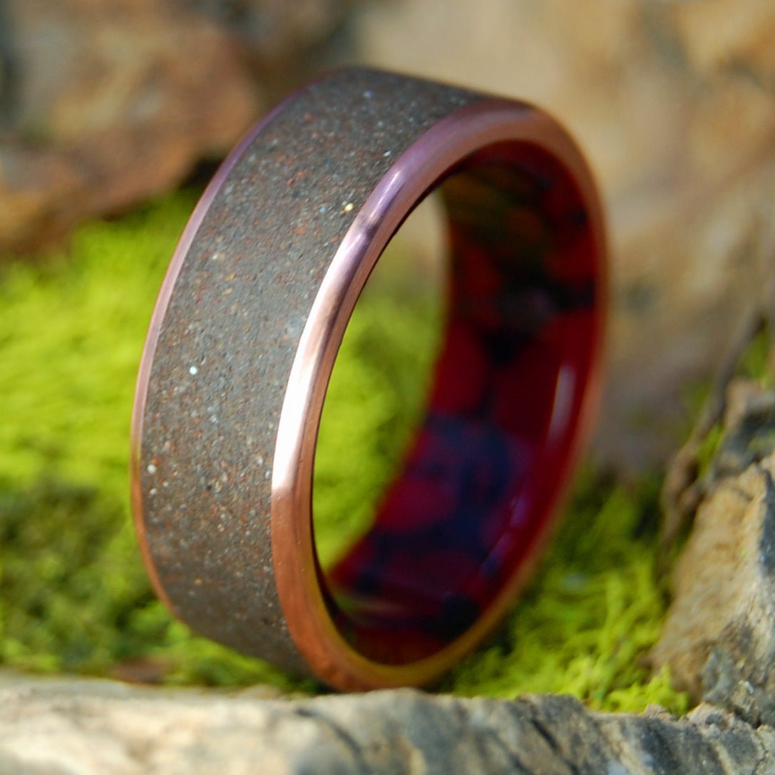 Red Black Morocco | Men's Copper, Sahara Desert Sand & Titanium Wedding Ring - Minter and Richter Designs