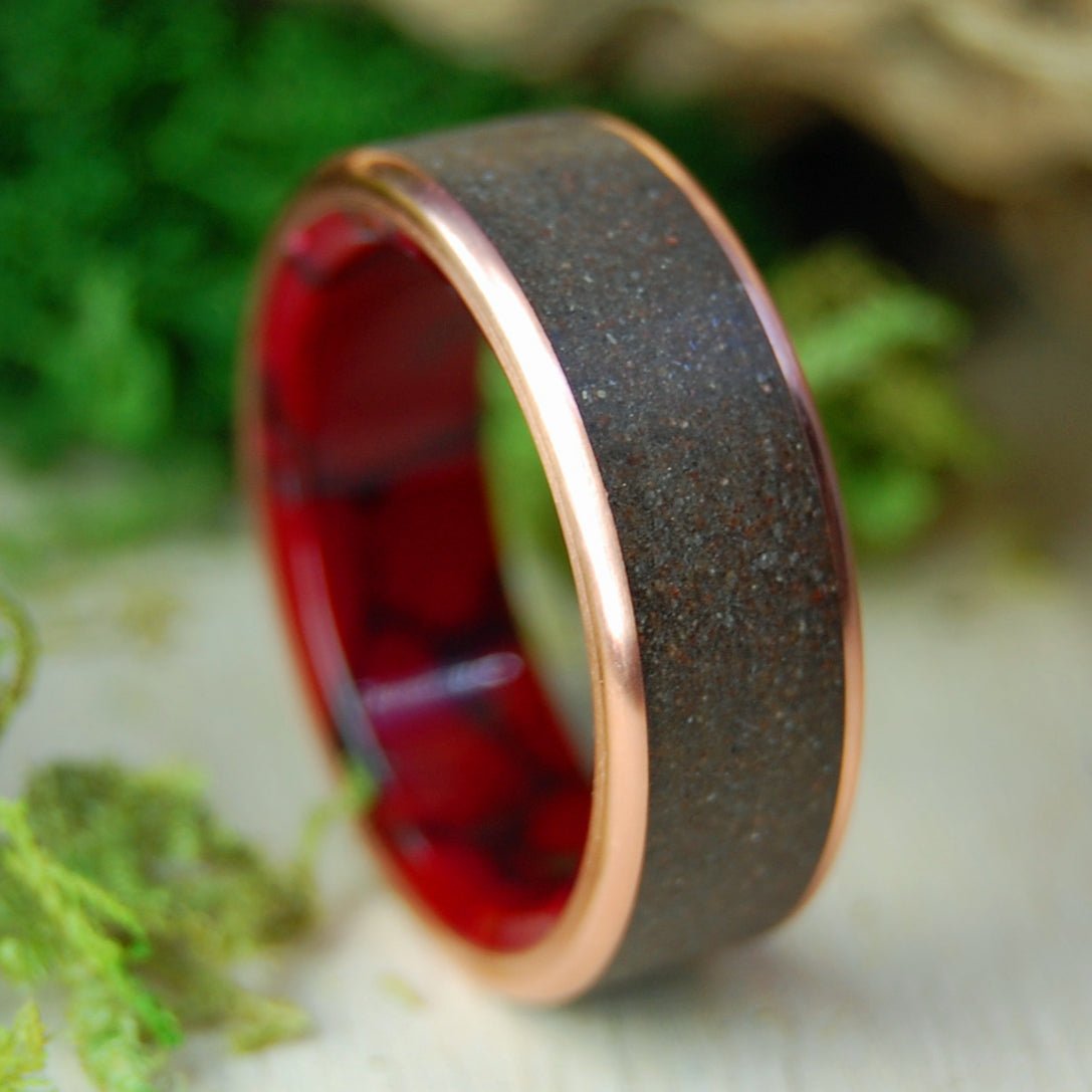 Red Black Morocco | Men's Copper, Sahara Desert Sand & Titanium Wedding Ring - Minter and Richter Designs