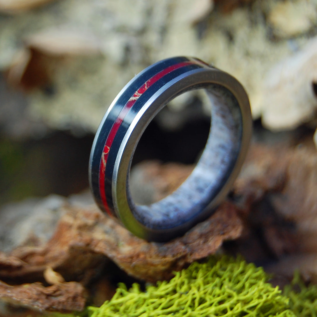 MOOSE-SHINE AT NIGHT | Moose Antler & Onyx - Stone & Titanium Wedding Ring - Minter and Richter Designs