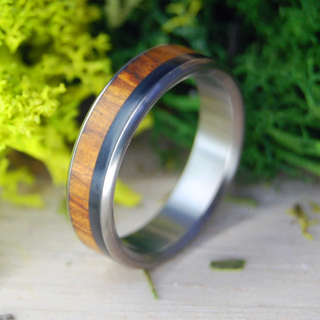 ROUNDED SONORAN | Bison Horn and Desert Ironwood - Titanium Wedding Ring