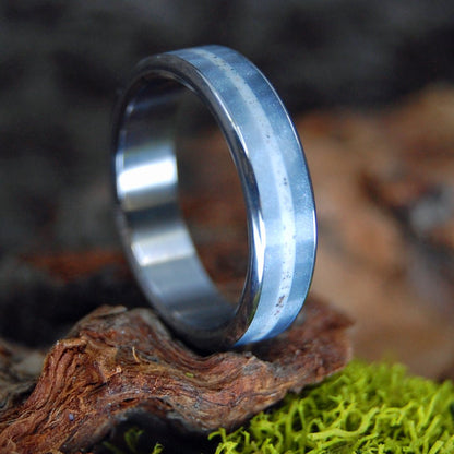 Sandy Path Between Us | Men's Beach Sand, Gray Marbled Resin & Titanium Wedding Ring - Minter and Richter Designs