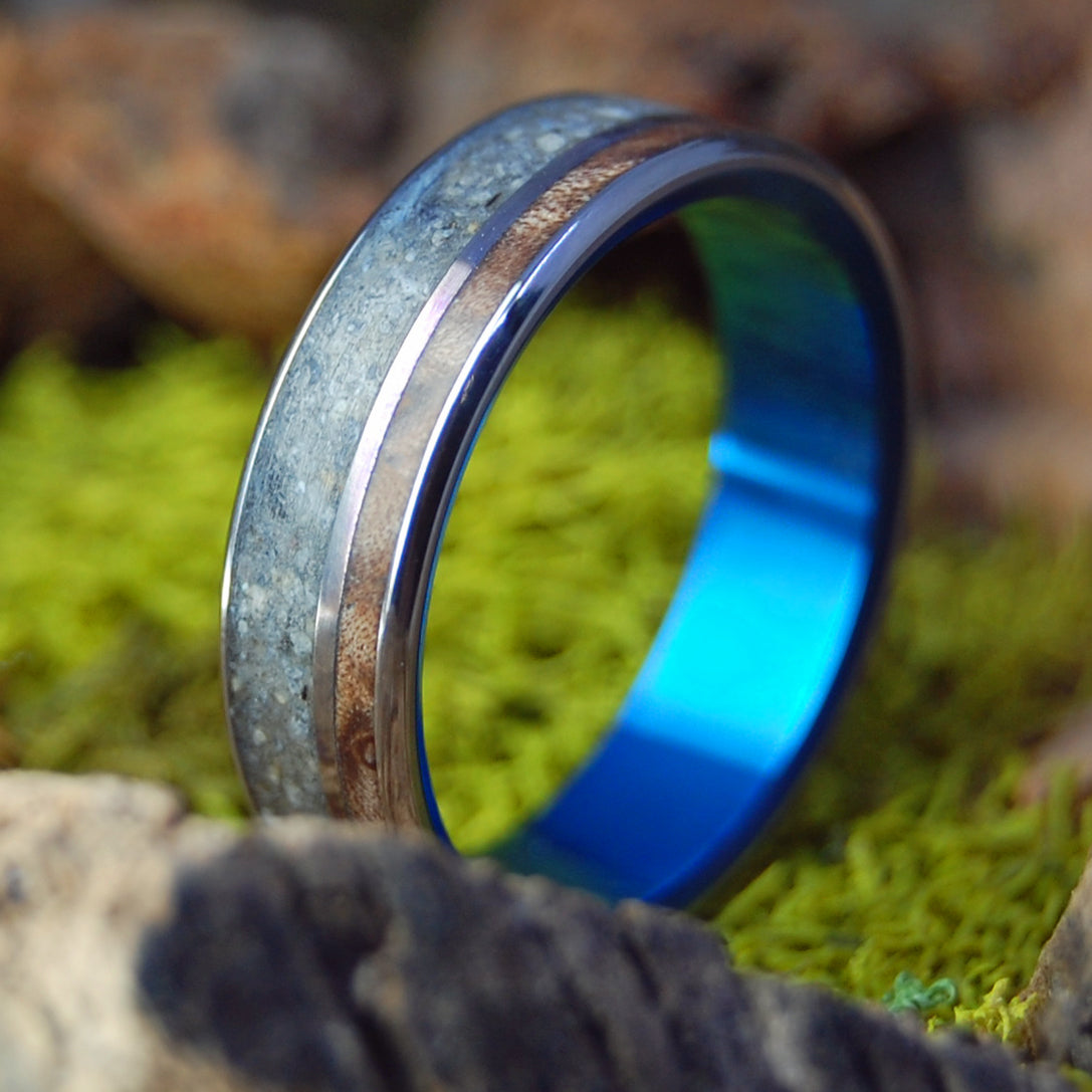 SEQUOIA GROVE | Pacific Grove Beach Sand & Sequoia Redwood Titanium Wedding Rings