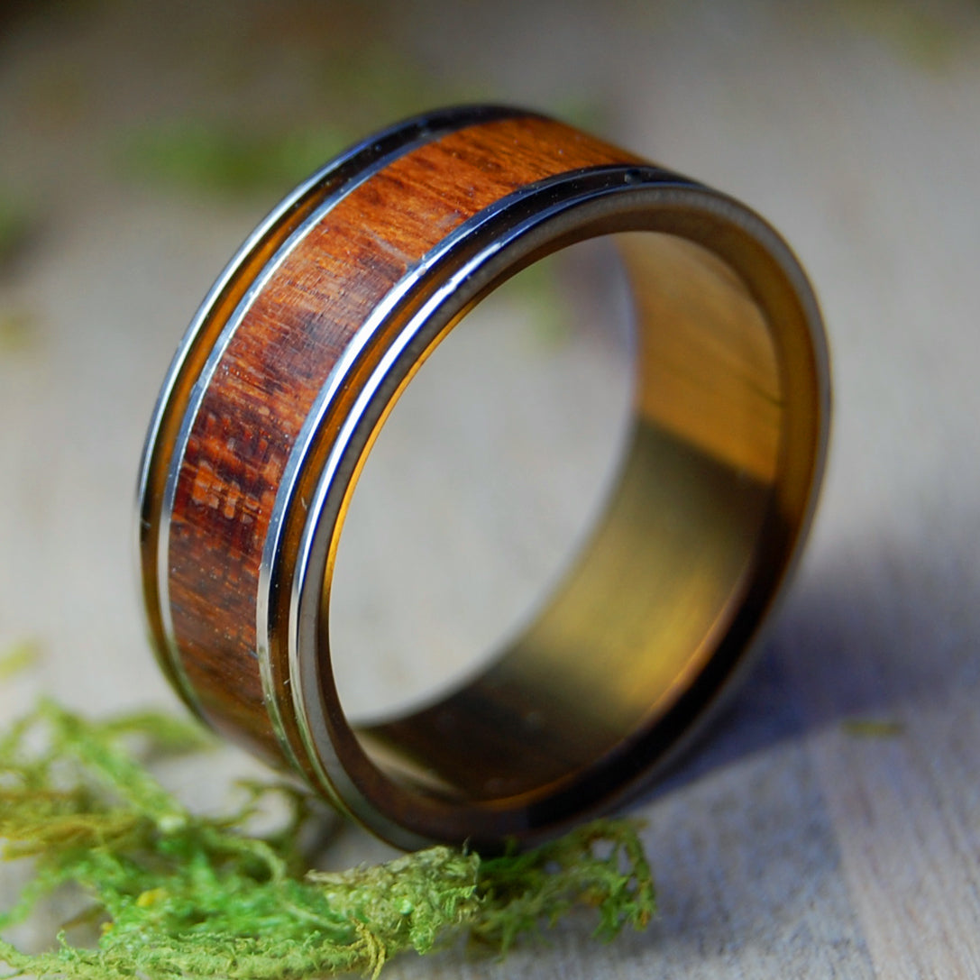 Snake Alchemist | Men's Snake Wood & Titanium Wedding Ring