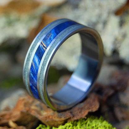 St. Augustine Sea | Men's St. Augustine Beach Sand, Blue Box Elder Wood & Titanium Wedding Ring - Minter and Richter Designs