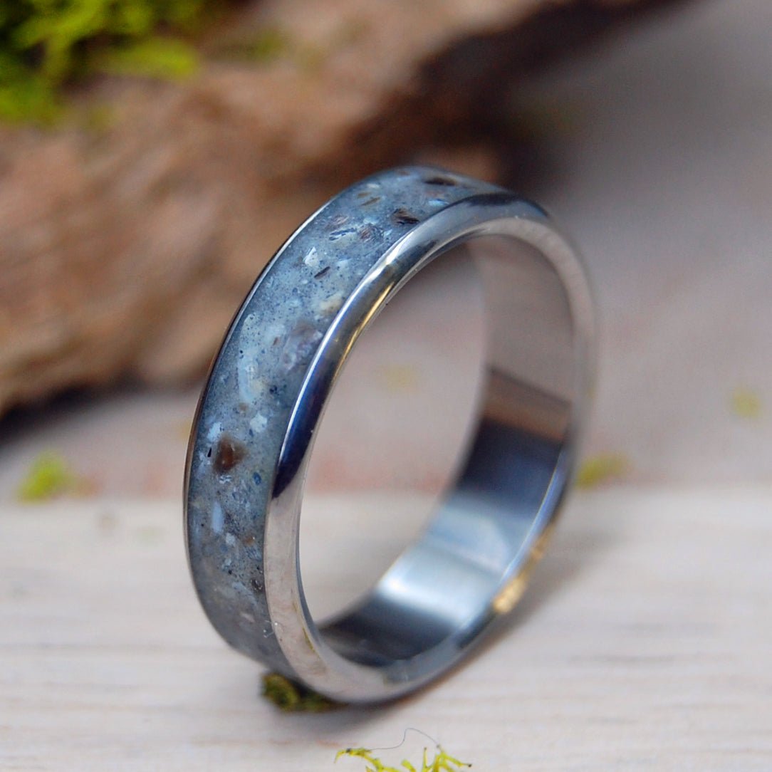 St. Pete's Florida | Men's St. Pete's Florida Beach Sand & Titanium Wedding Ring - Minter and Richter Designs