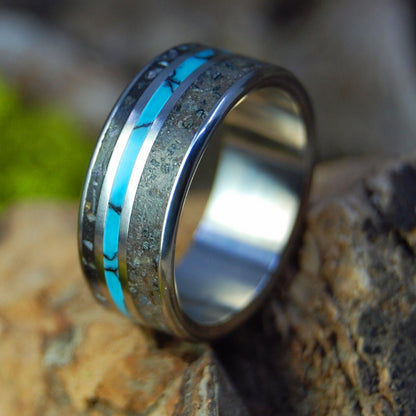 St. Vincent Grenadines | Men's Beach Sand, Turquoise, Garnet, Sea Shells & Titanium Wedding Ring - Minter and Richter Designs