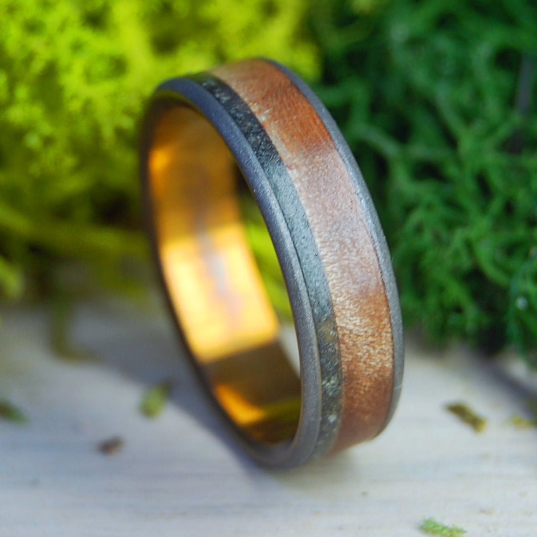 SUGAR MAPLE NEW HAMPSHIRE| New Hampshire Rocks & Sugar Maple Wood Wedding Ring - Minter and Richter Designs