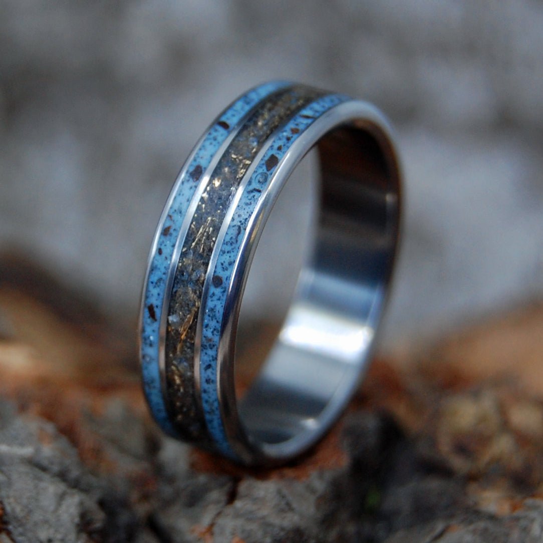 The British Are Coming! | Men's Battleground Earth, Bullet Fragments & Titanium Revolutionary War Military Memorial Wedding Ring - Minter and Richter Designs