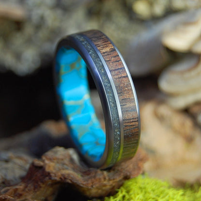 Trinidad Beach Life | Men's Trinidad Beach Sand, Koa Wood & Titanium Wedding Ring - Minter and Richter Designs